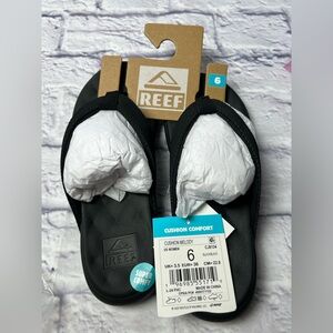 Reef Women's Black Cushion Comfort Sandals